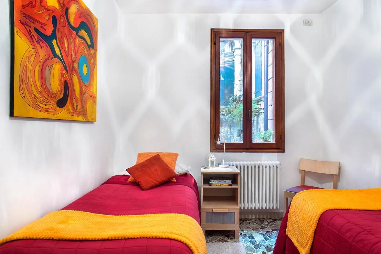 Acquarello - Like At Home In Heart Of Venezia